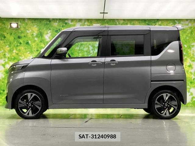 Nissan ROOX 2021-09 8653512-1