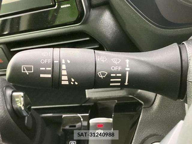 Nissan ROOX 2021-09 8653512-17
