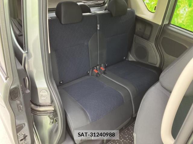 Nissan ROOX 2021-09 8653512-4