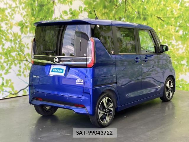 Nissan ROOX 2020-07 8653795-2