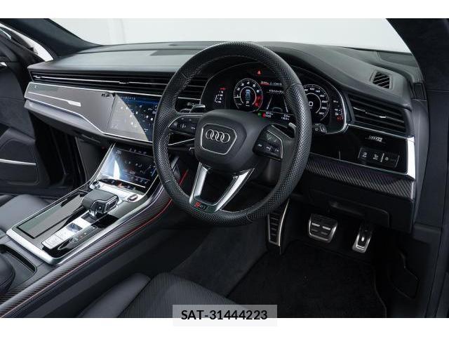Audi RS Q8 2023-01 8647974-10