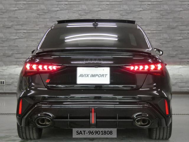 Audi RS3 2025-05 8649339-3