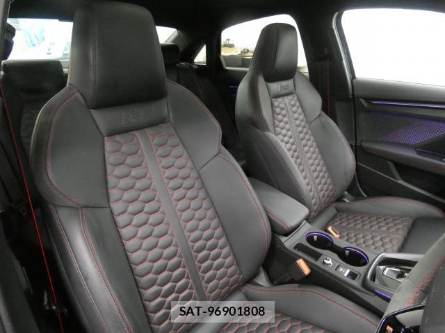Audi RS3 2025-05 8649339-5