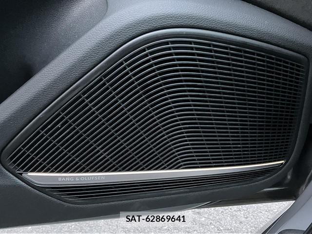 Audi RS4 2020-12 8651864-2