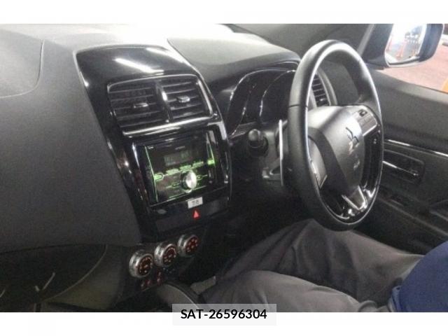 Mitsubishi RVR 2023-09 8650202-2
