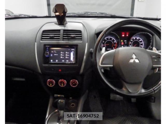 Mitsubishi RVR 2014-02 8650536-2