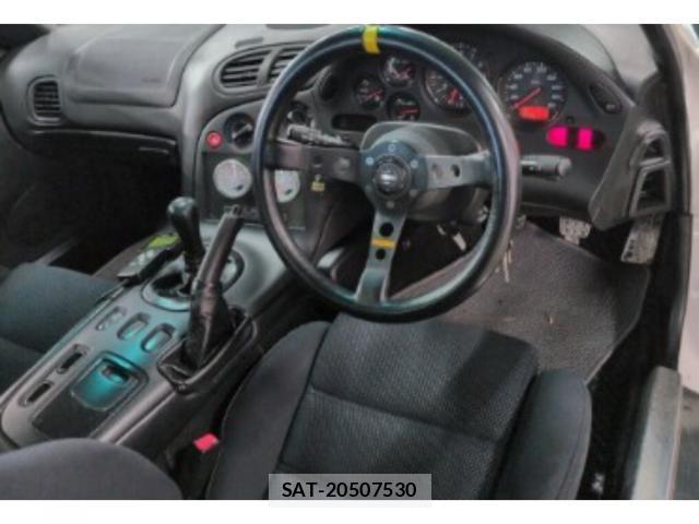 Mazda RX-7 2000-09 8648997-2