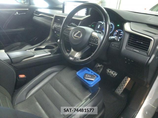 Lexus RX 2020-01 8649074-2