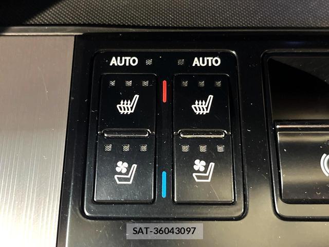 Lexus RX 2016-04 8649342-5