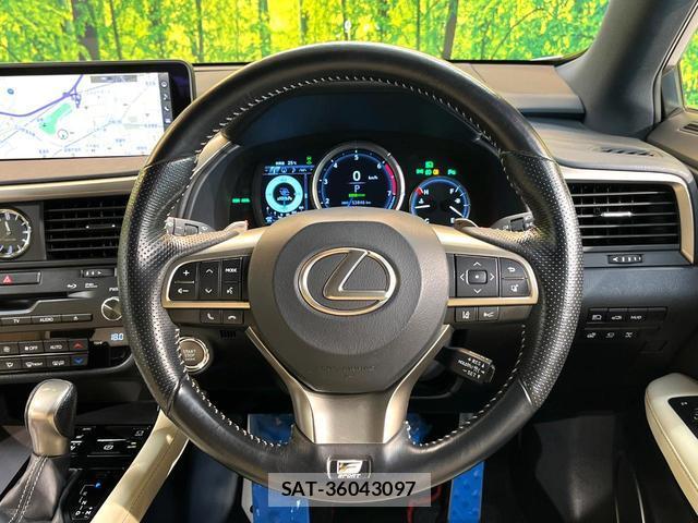 Lexus RX 2016-04 8649342-8