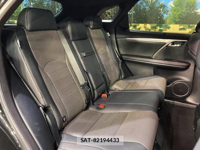 Lexus RX 2021-01 8649878-8