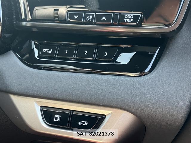 Lexus RX 2024-01 8650136-17