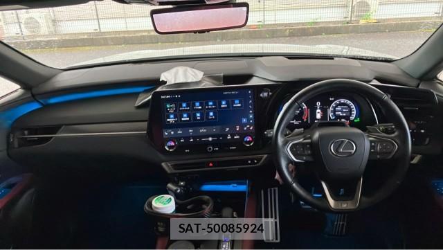Lexus RX 2025-10 8651375-2