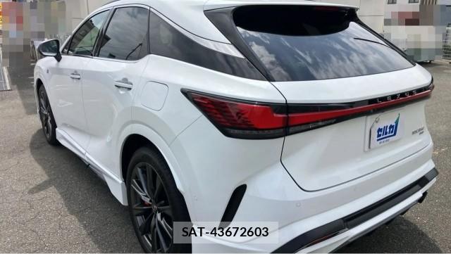 Lexus RX 2025-07 8651417-13
