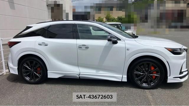 Lexus RX 2025-07 8651417-3