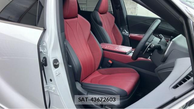 Lexus RX 2025-07 8651417-5