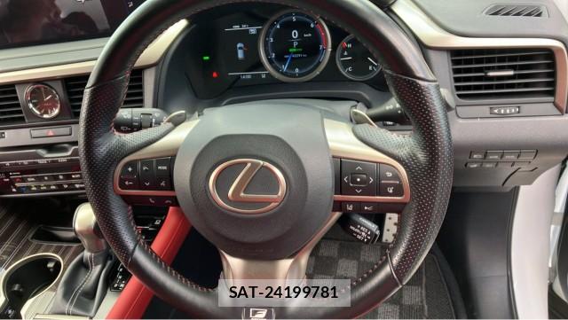 Lexus RX 2020-04 8651462-16