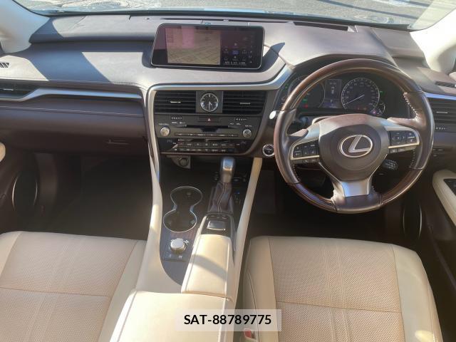Lexus RX 2018-01 8651939-9