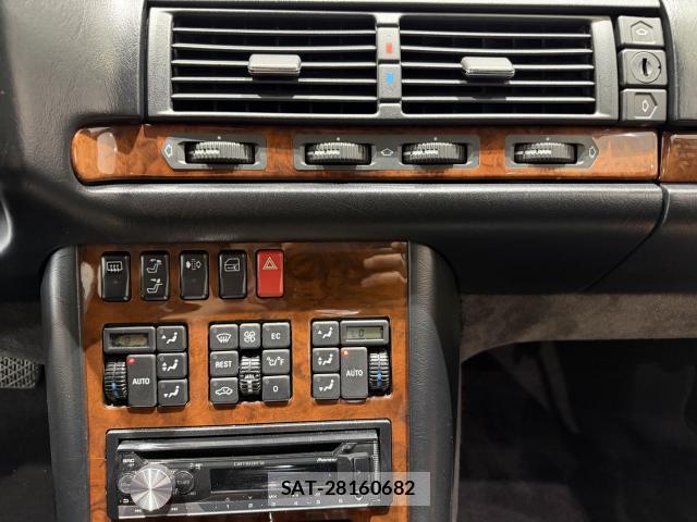 Mercedes Benz S-CLASS 1993-11 8647618-7