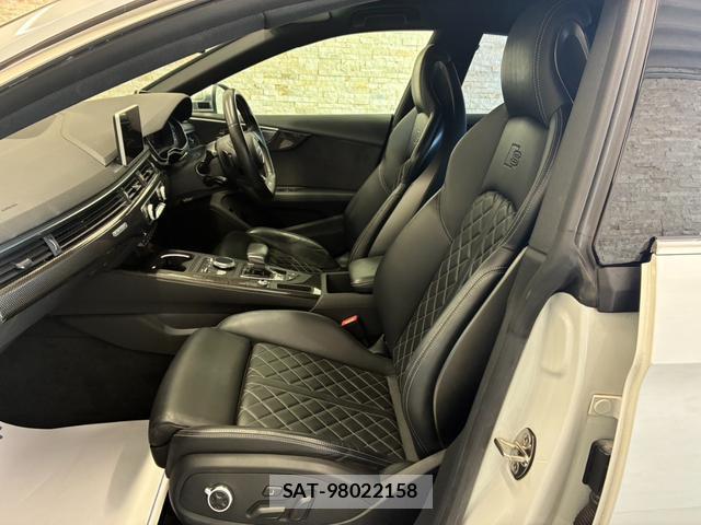 Audi S5 2018-03 8651681-10