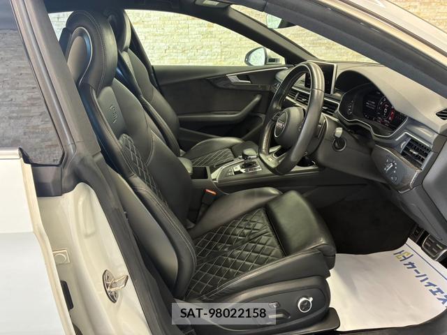 Audi S5 2018-03 8651681-9