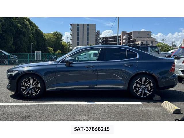 Volvo S60 2022 8649660-17