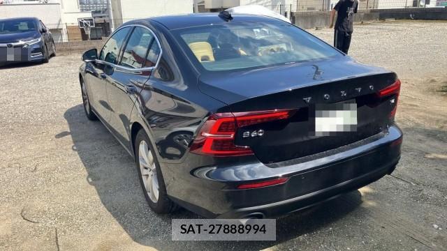 Volvo S60 2020-11 8651320-13