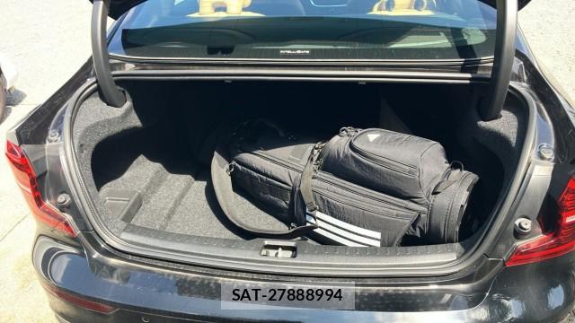 Volvo S60 2020-11 8651320-17
