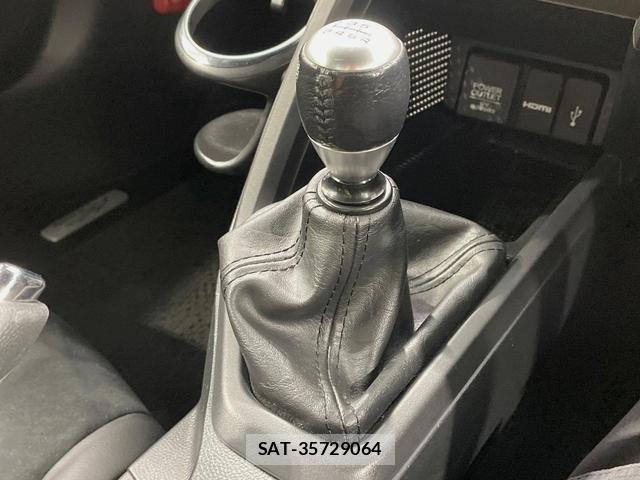 Honda S660 2019-02 8647516-2