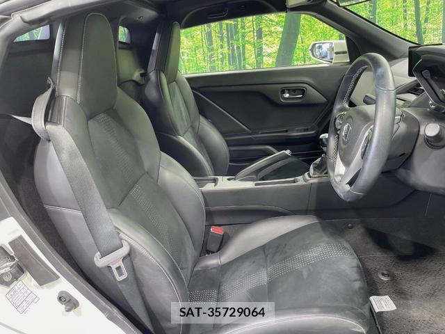 Honda S660 2019-02 8647516-8