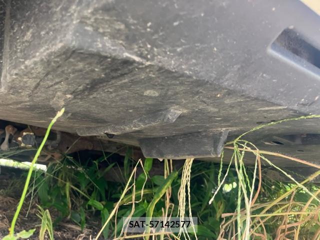 Toyota SAI 2013-10 8648511-12