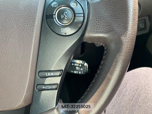 Toyota SAI 2011-02 8648695-16