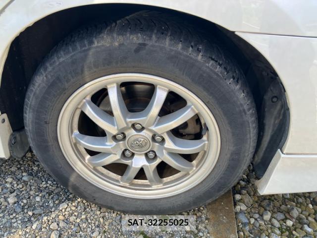 Toyota SAI 2011-02 8648695-4