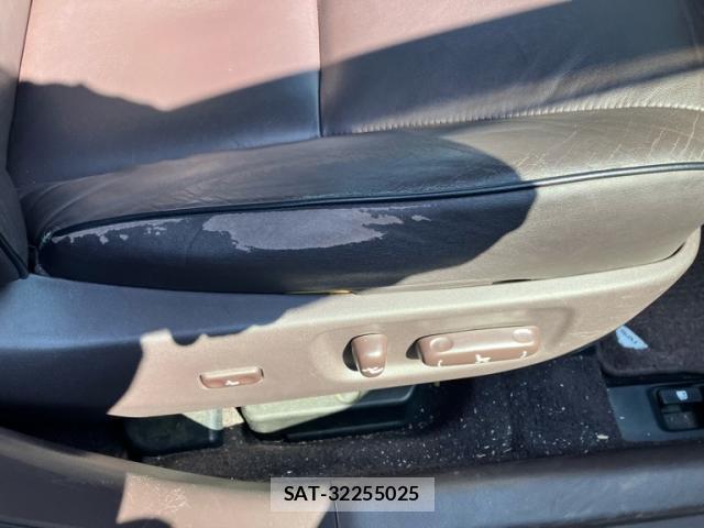 Toyota SAI 2011-02 8648695-8