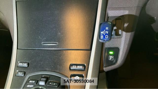 Toyota SAI 2010-11 8651466-14