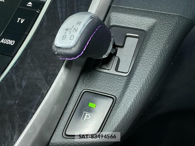 Toyota SAI 2015-11 8652728-17