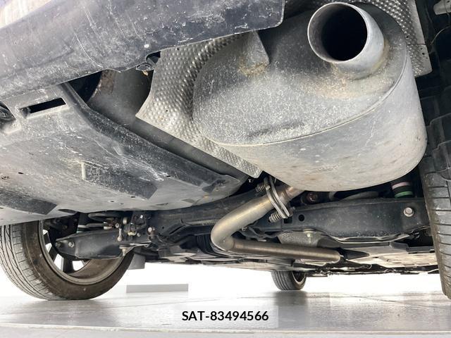 Toyota SAI 2015-11 8652728-9