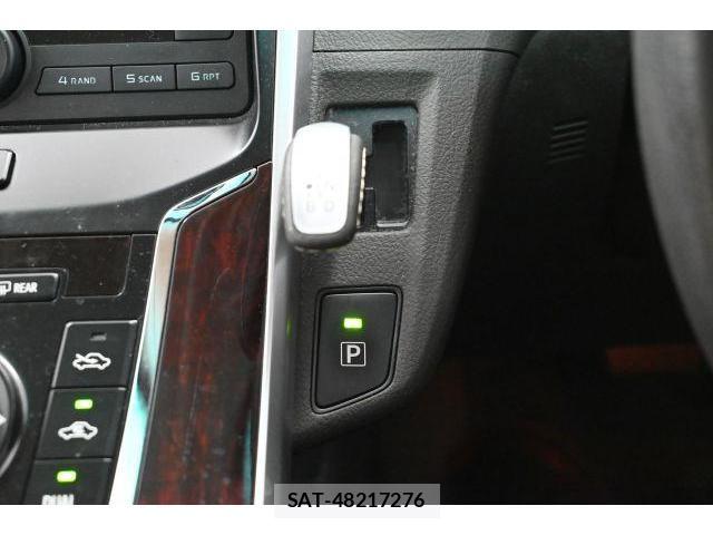 Toyota SAI 2013-11 8652886-18