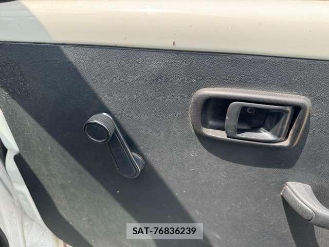 Subaru SAMBAR 2020-05 8651773-15
