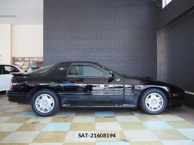Mazda SAVANNA RX-7 1990-02 8647257-3