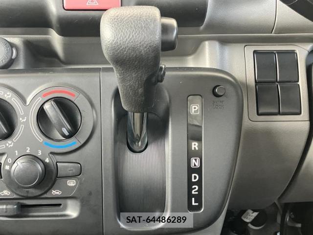 Mazda SCRUM 2022-11 8652044-13