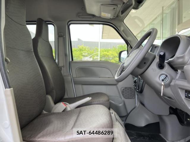 Mazda SCRUM 2022-11 8652044-3