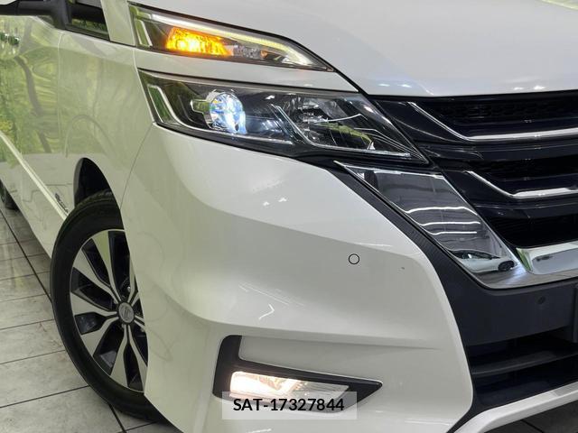 Nissan SERENA 2017-08 8646655-12
