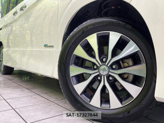 Nissan SERENA 2017-08 8646655-13