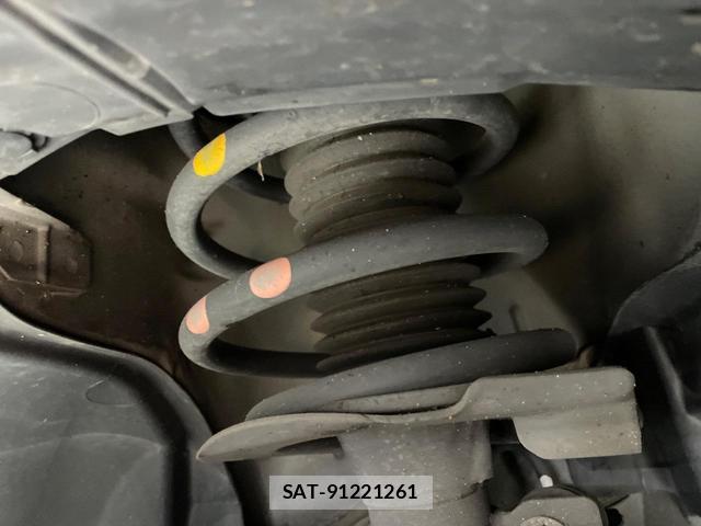 Nissan SERENA 2013-03 8646823-19