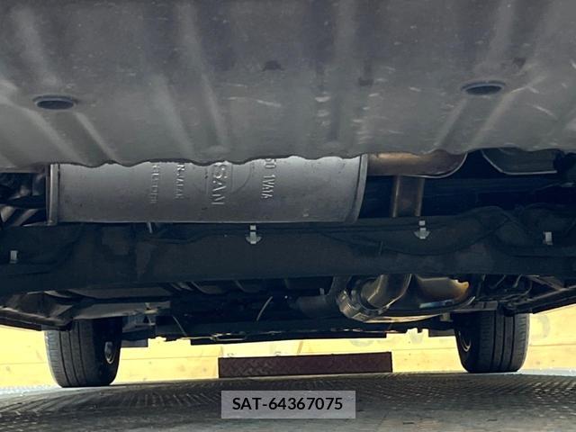 Nissan SERENA 2017-07 8647297-18