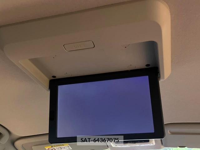 Nissan SERENA 2017-07 8647297-2