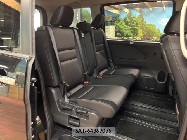 Nissan SERENA 2017-07 8647297-8
