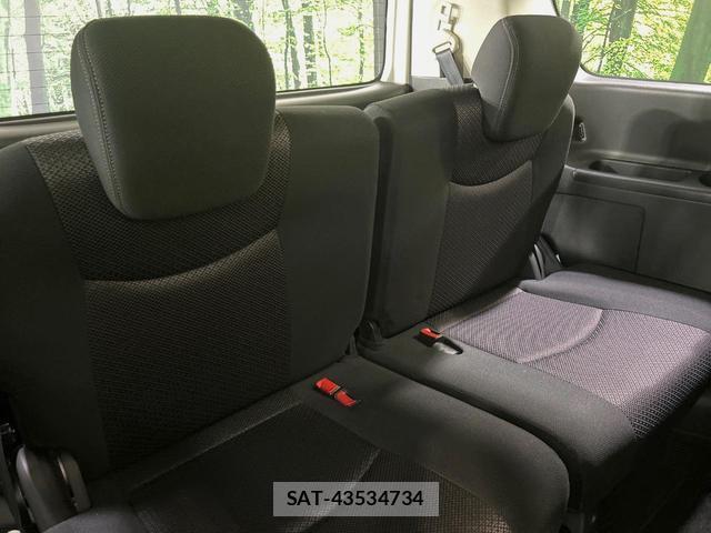 Nissan SERENA 2011-09 8647522-9