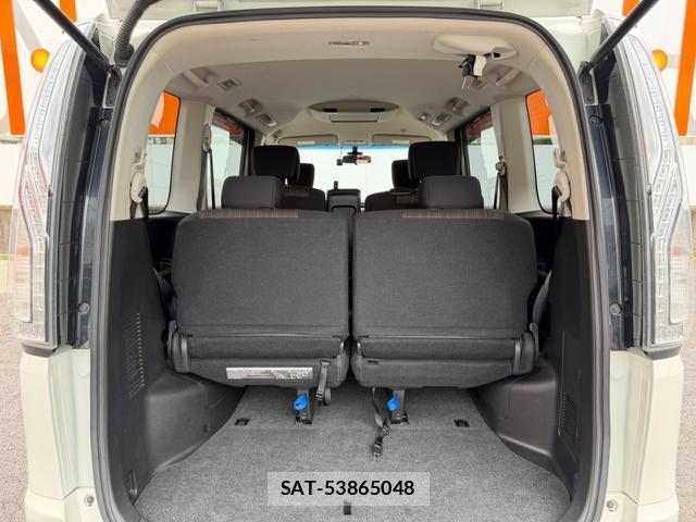 Nissan SERENA 2014-03 8647577-12